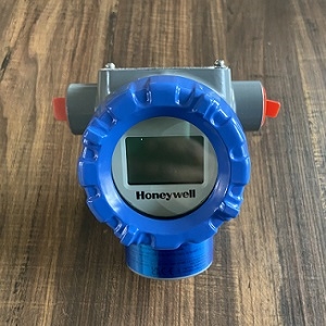 PRESSURE TRANSMITTER